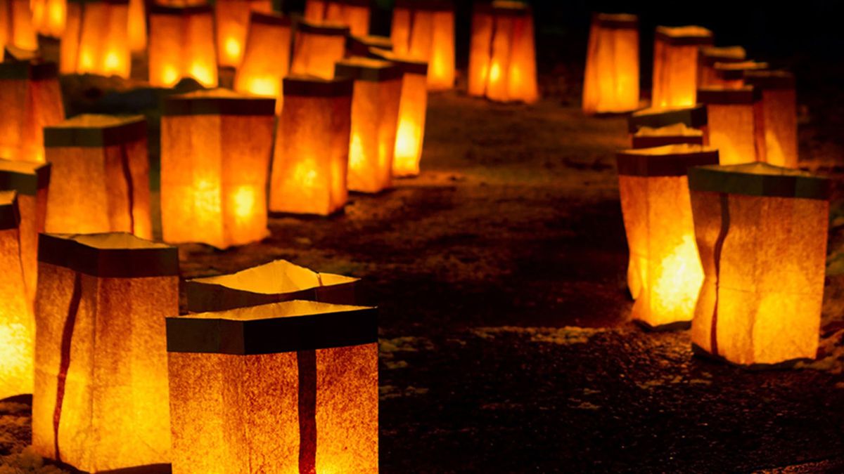 A Traveler's Guide To The Galaxy Christmas Traditions Luminarias