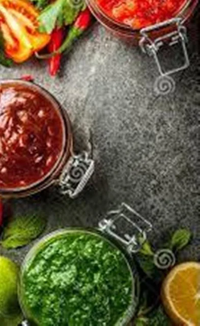 quick-red-and-green-sauces