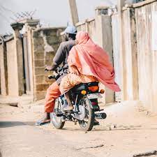Babbar magana: Dan Achaba ya gudu daga asibiti bayan samun labarin matarsa ta haifi ’yan biyu Babbar magana: Dan Achaba ya gudu daga asibiti bayan samun labarin matarsa ta haifi ’yan biyu
