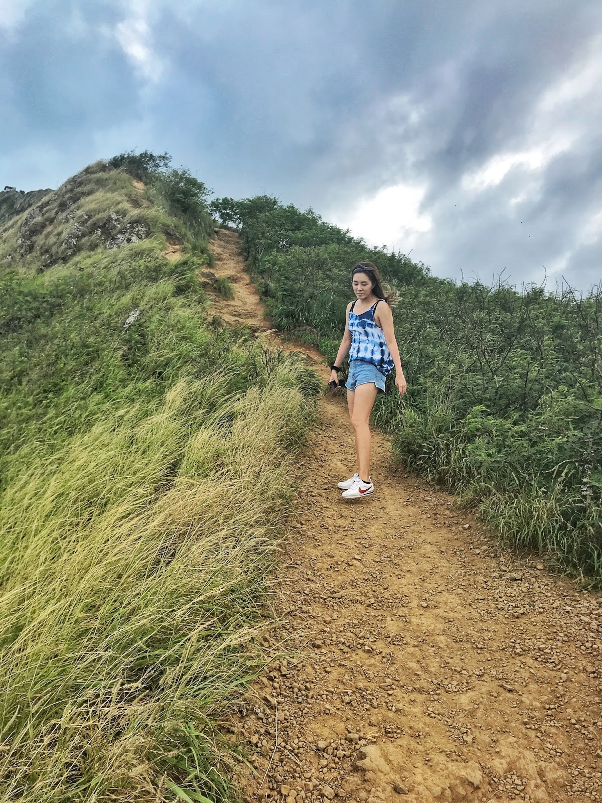 Lanikai Pillbox Hike, Best of Oahu in Hawaii. MisTan IzZy Travel