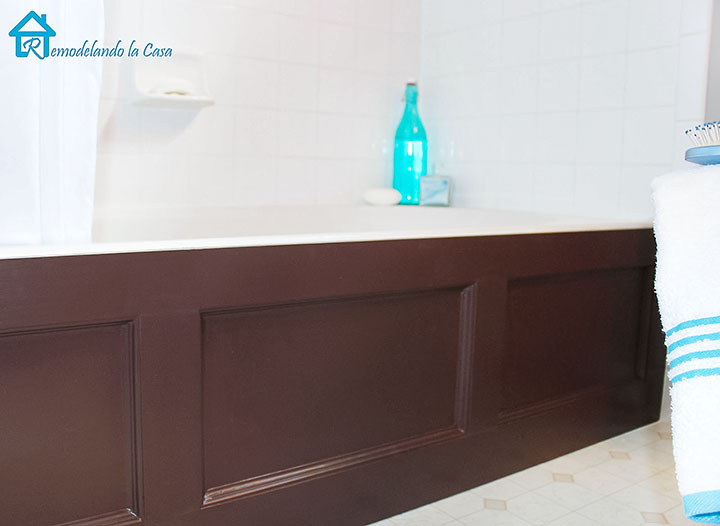 Bathroom Makeover Remodelando la Casa