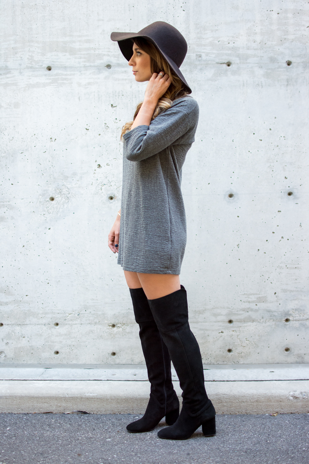 OOTD - Over The Knee Boots | La Petite Noob | A Toronto-Based Fashion and Lifestyle Blog.