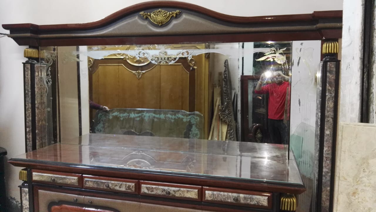 اثاث مستعمل للبيع غرف نوم مستعمله و غرفه سفره و ركن مودرن جديدة و نيش اثاث مستعمل للبيع غرف نوم مستعمله و غرفه سفره و ركن مودرن جديدة و نيش