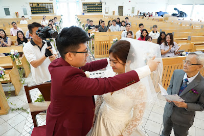 unveiling bride