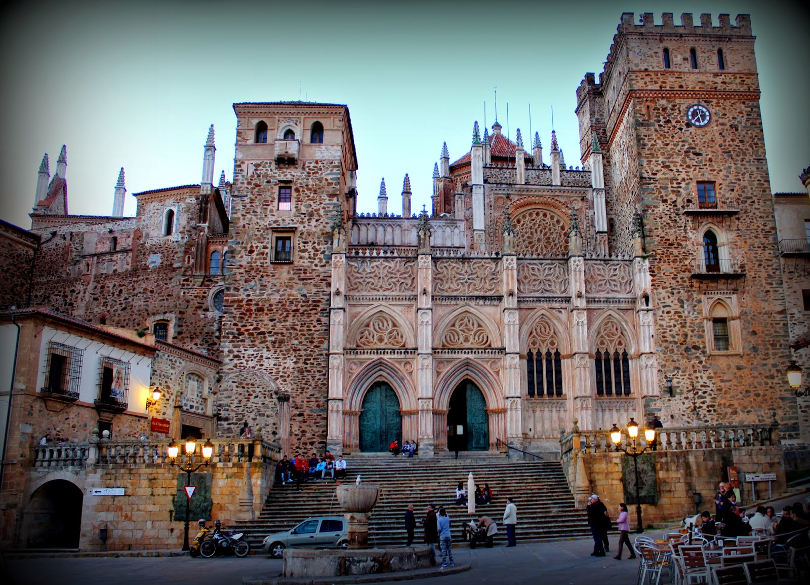 Fachada del Monasterio de Guadalupe