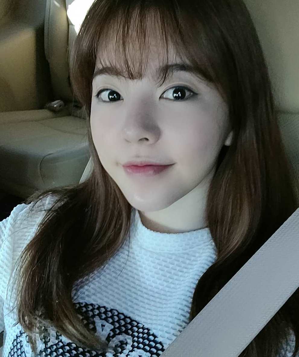Snsd Sunny Is Out For A Drive Wonderful Generation