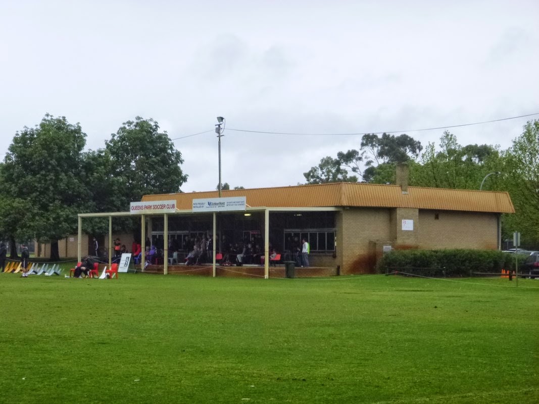 Der Fußball und seine Stadien! 21.09.2014 Coker Park, Cannington
