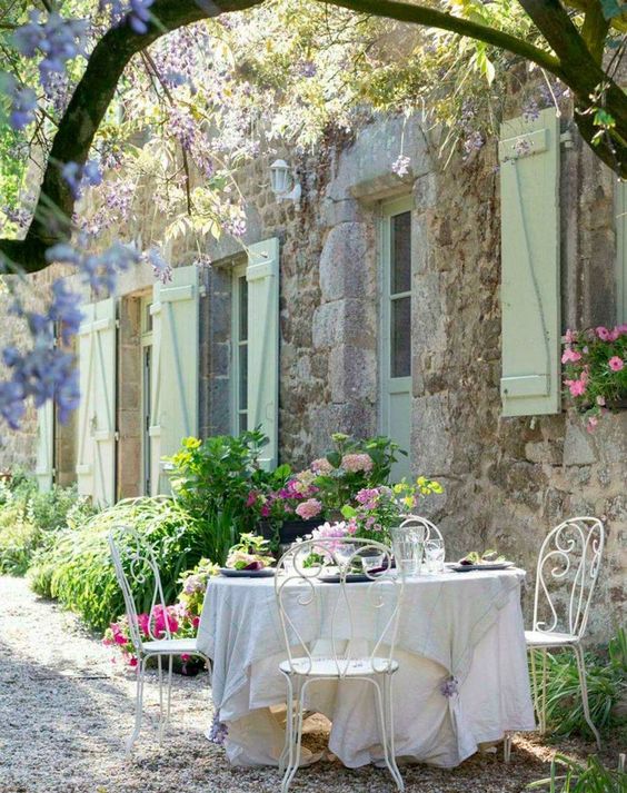 Decor and Recipes Outdoor Dining, Provence - Cool Chic Style Fashion