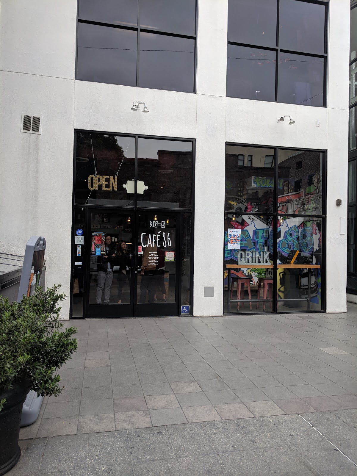 Cafe 86, Pasadena | Julie's Dining Club