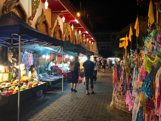 Mercados Nocturnos (Nigth Bazar) de Chiang Mai - Tailândia 