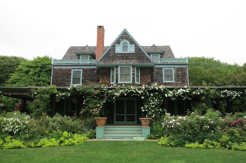 MARTHA MOMENTS Remembering Lily Pond Lane