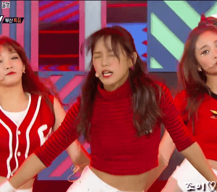 어제자 더쇼 세정이컷.gif | 인스티즈