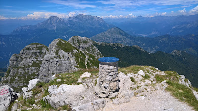 TravelMarx: Hiking Resegone from Lecco