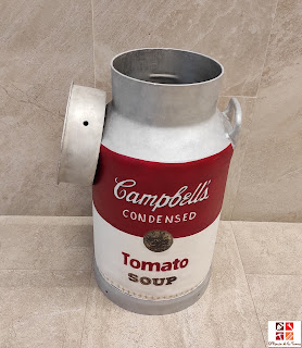 lechera pintada a mano