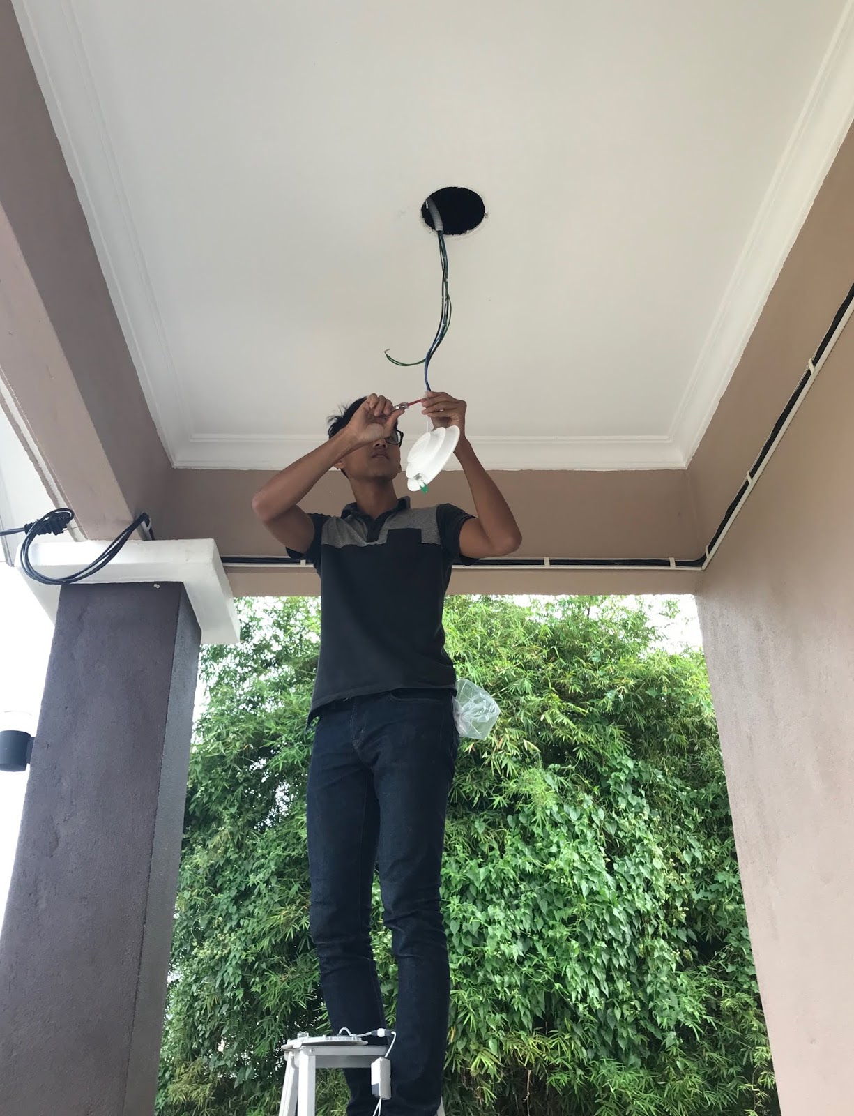Pakar Pendawaian Elektrik Electrical Wiring Pasang Lampu Downlight Di Meru