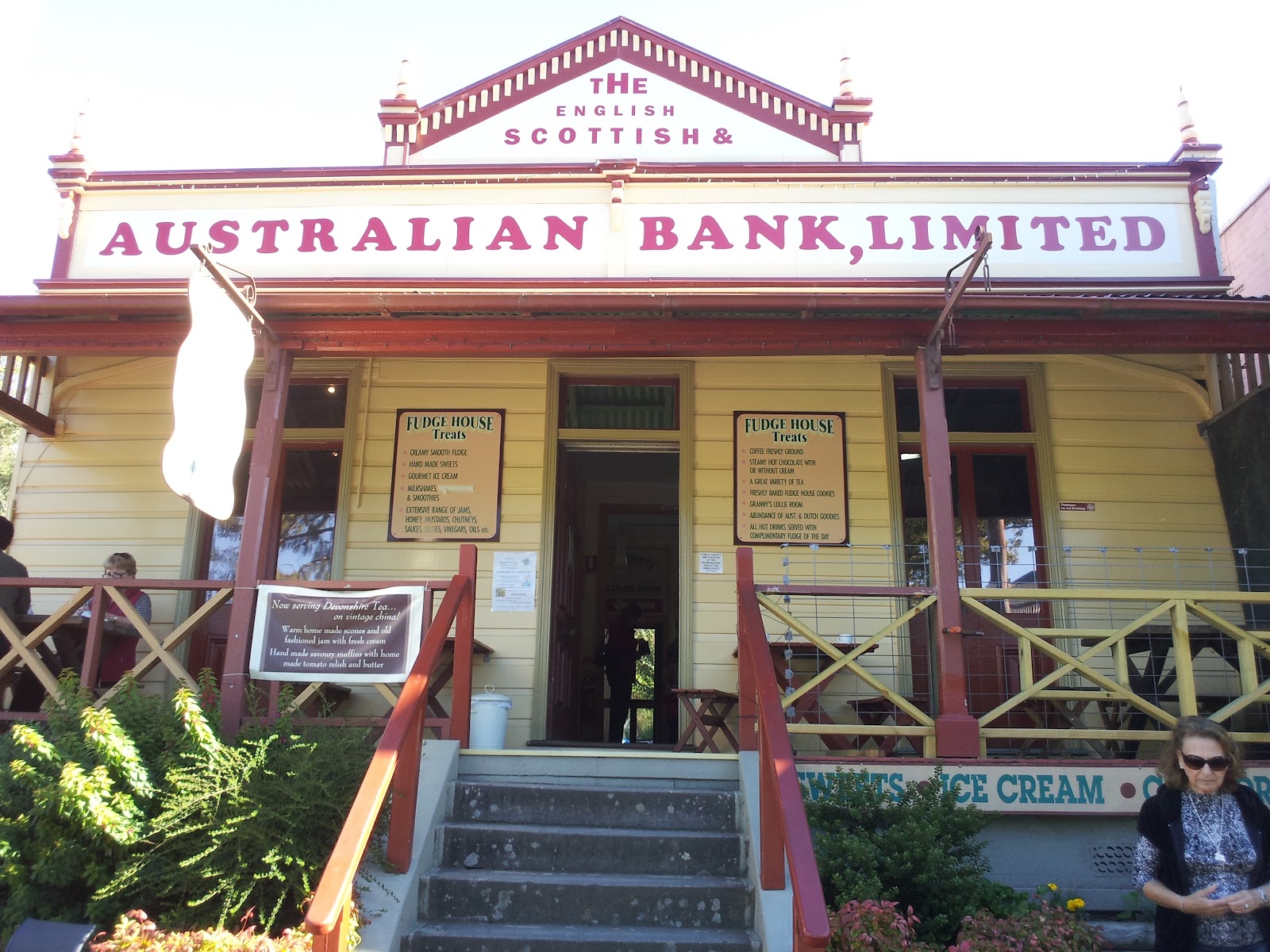 Sydneyn pappilasta Kangaroo Valley ja Fitzroy Falls