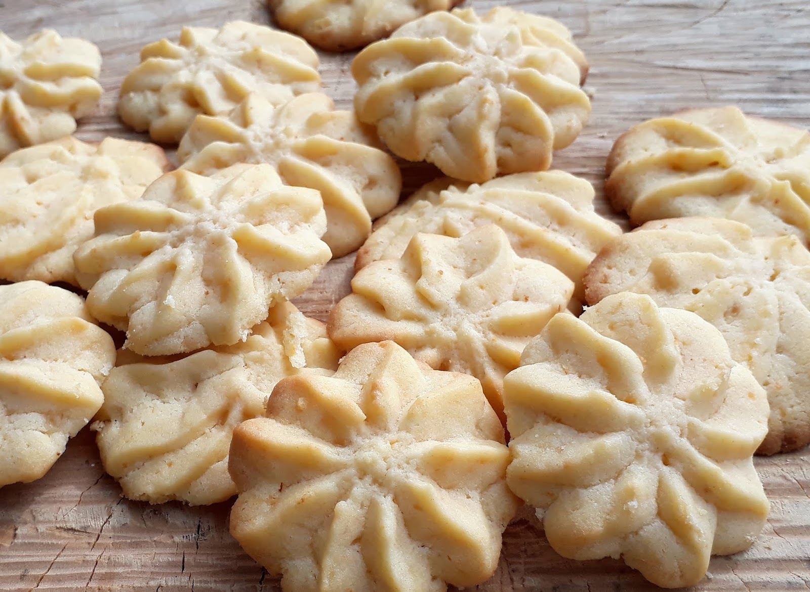 Orangen - Marzipan - Kekse = super Rezept für Eigelbverwertung ... Orangen - Marzipan - Kekse = super Rezept für Eigelbverwertung ...