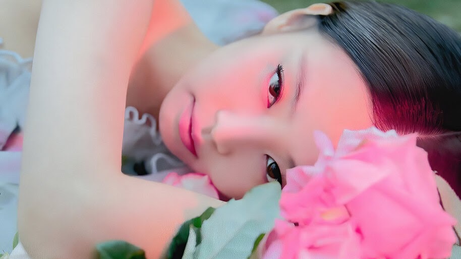 Jennie, Flower, BLACKPINK, K-Pop, Girl, 4K, #6.854