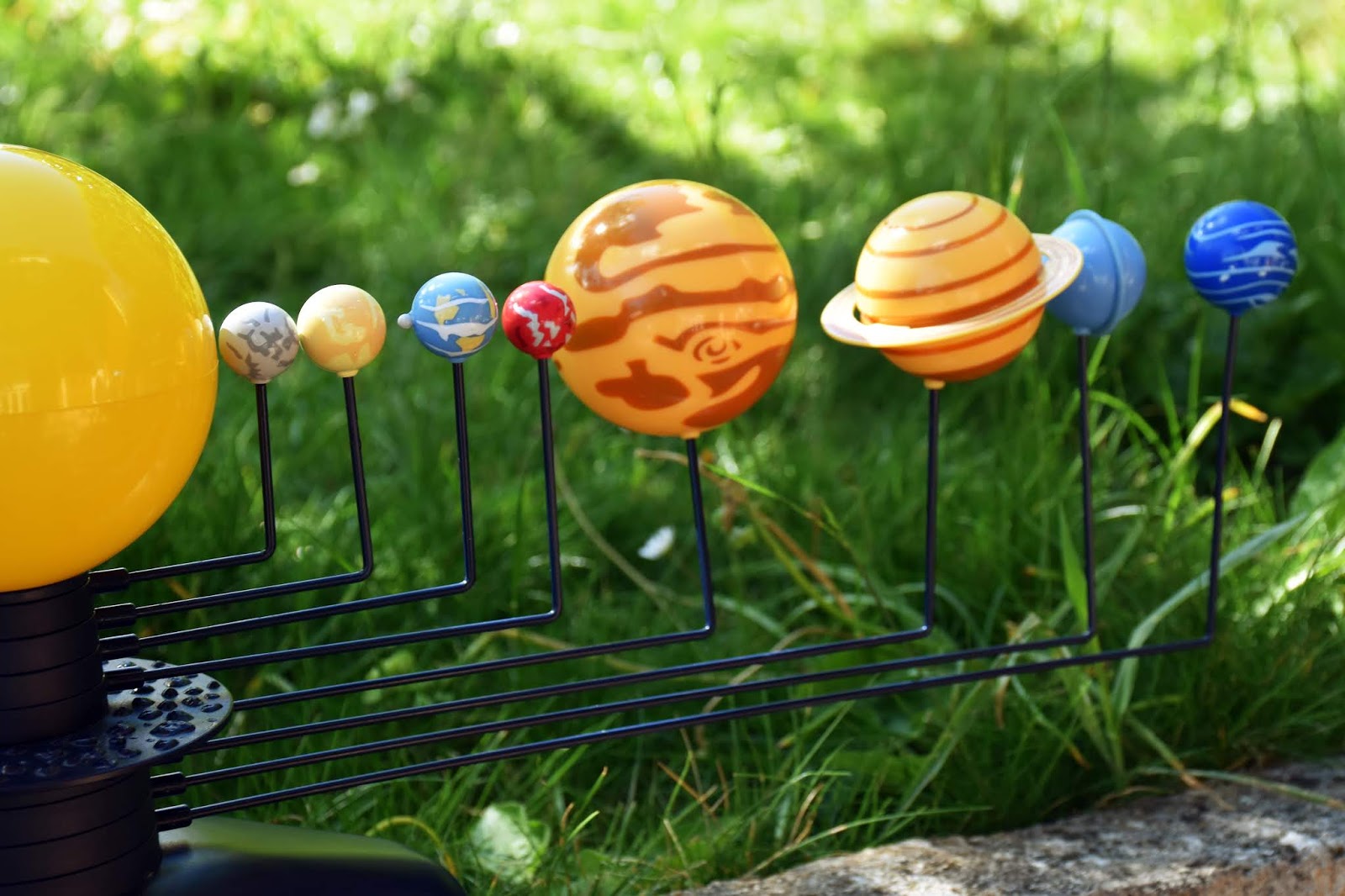 Merci Qui Merci Montessori Distances Interplanetaires