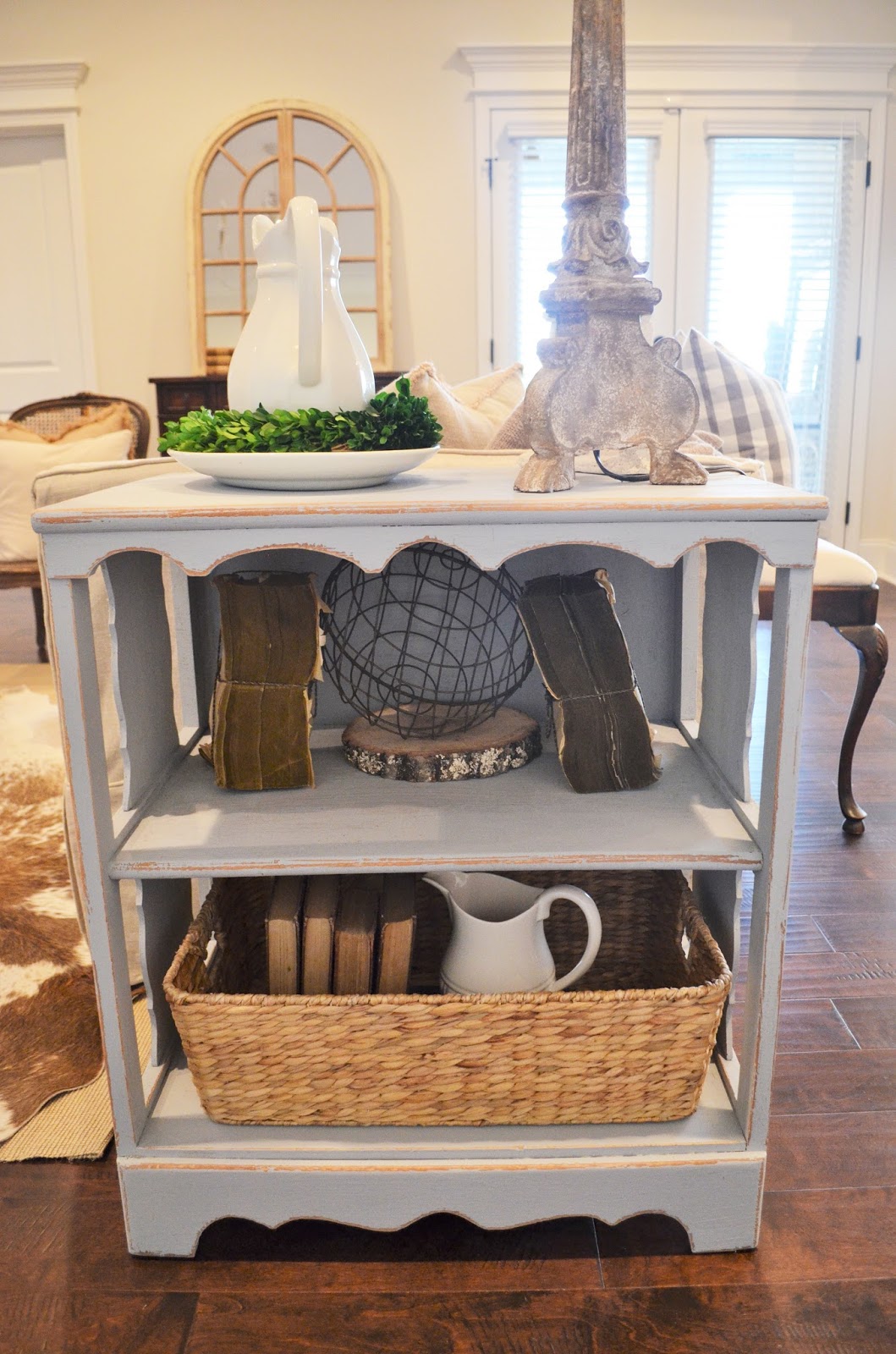 Vintage Finds: Side Table Makeover