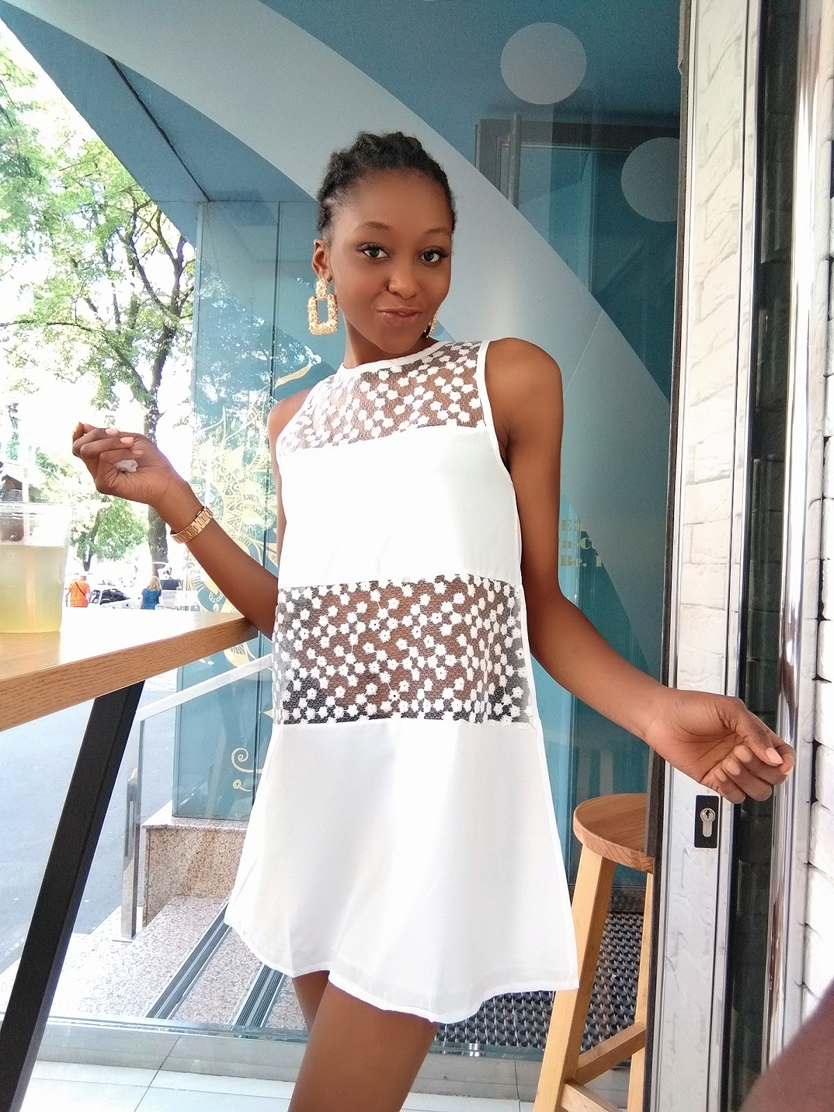 How To Style A White Short Dress In Summer