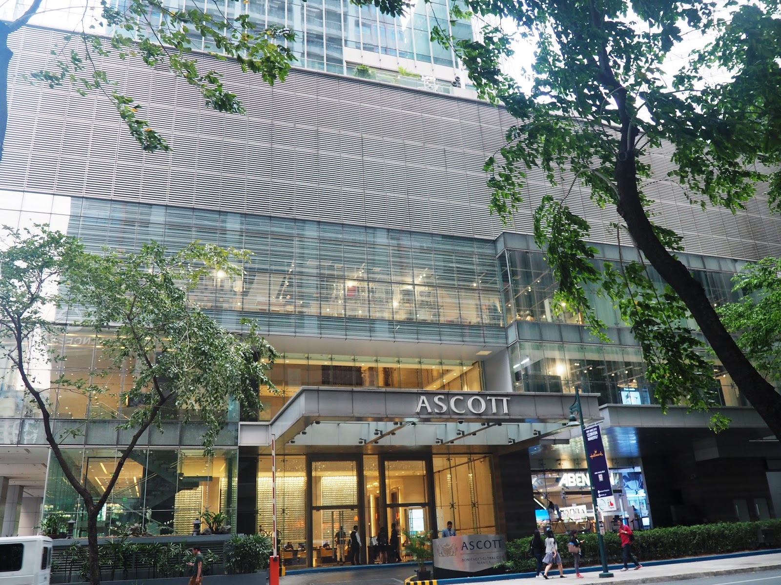 VinaTraveler's Blog "Ascott BGC Manila", an Amazing Luxury Serviced