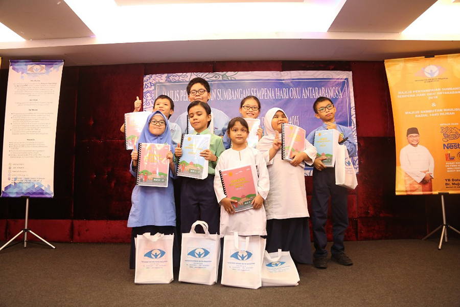 Nestlé Malaysia, Malaysian Foundation for the Blind, Braille reading, 