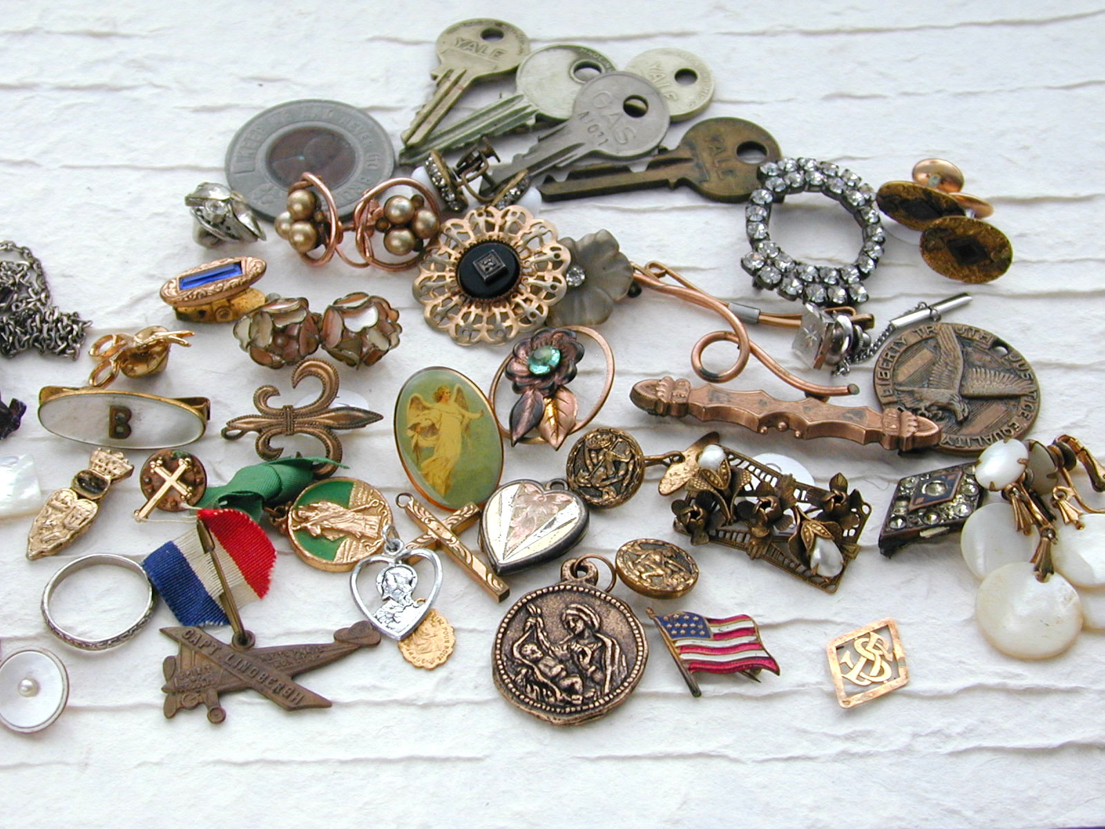 Judith B Designs Pile of trinkets and a winner