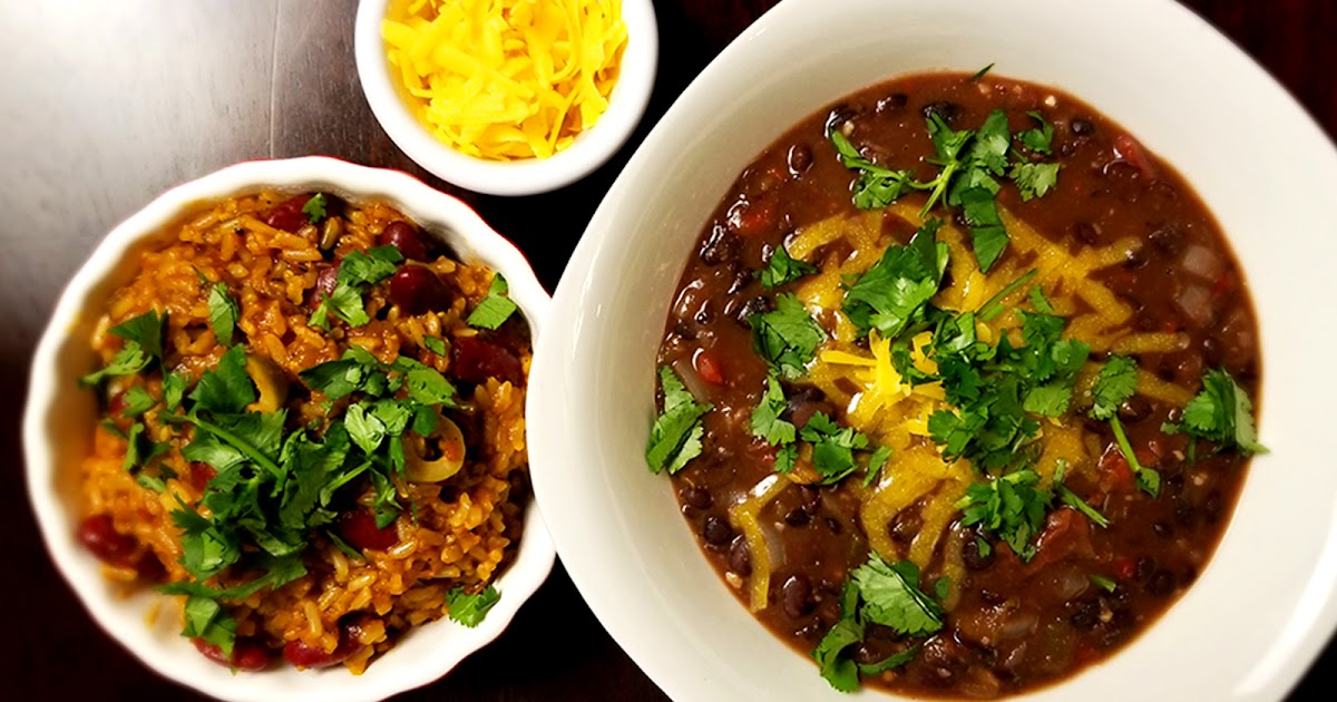 Simple chipotle black bean soup