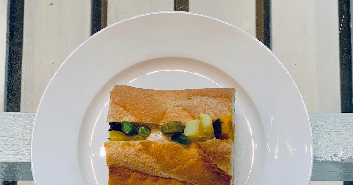 BRITISH EQUIPMENT PUBLISHING 1/5 Tuna Submarine today