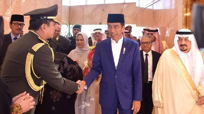 KPK-Barang-Gratifikasi-Jokowi-Rp8-7-M-Pemberian-Raja-Salman