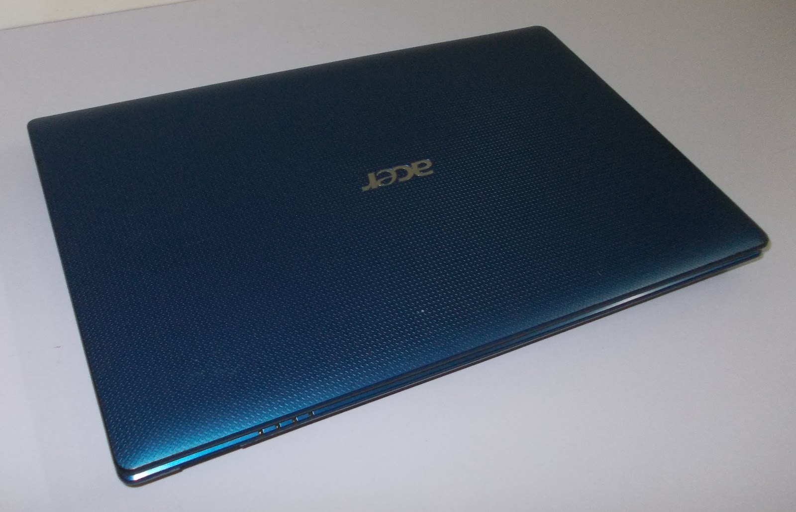 Three A Tech Computer Sales and Services: Used Laptop Acer 5750G Core