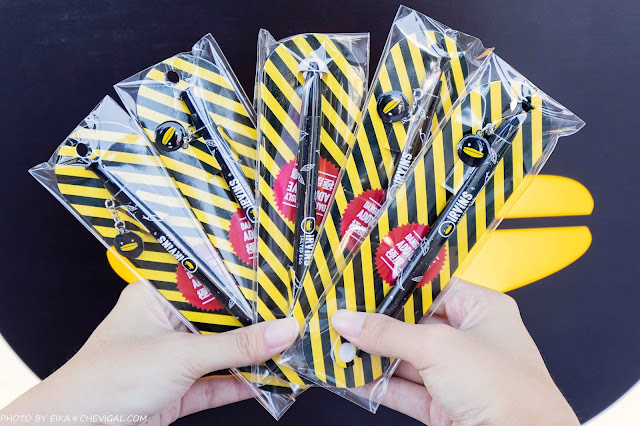 免飛新加坡!台中也能吃到IRVINS黑鴨鹹蛋黃魚皮啦!限量快閃每人限購5包,來晚了搶不到~