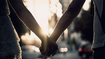 Đi với anh không Đi với anh không