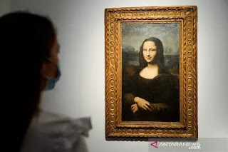 Lukisan Tiruan Mona Lisa Terjual Rp49 Miliar di Paris Juni 21, 2021