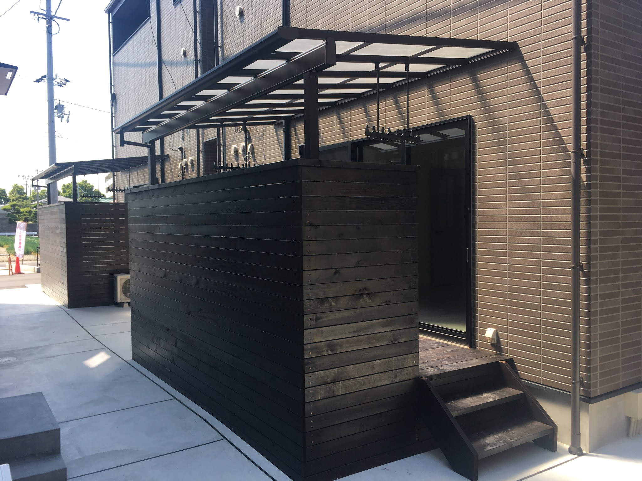 モノづくり大好き監督から届く、建築現場ブログ つまえるKN棟 北玄関タイプ