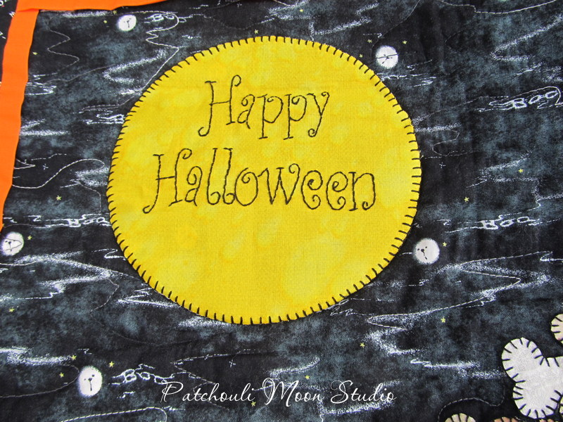 Patchouli Moon Studio Trick or Treat a Happy Halloween Quilt