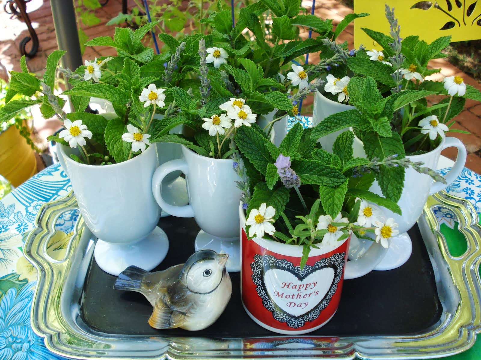 Coffee mug mini bouquets