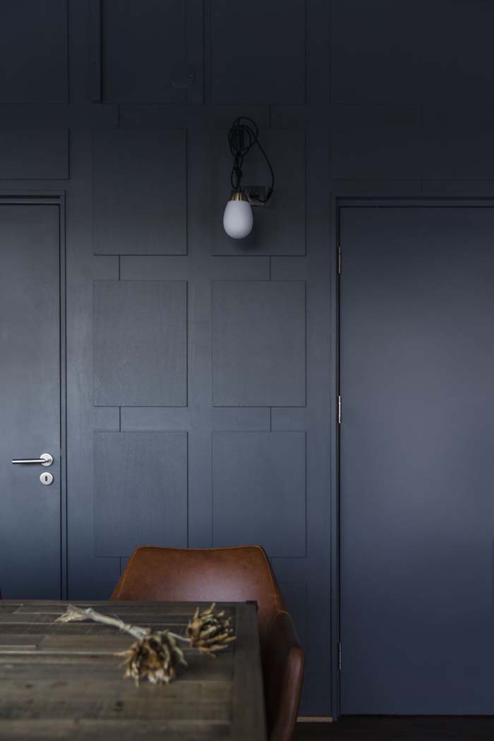 Modernia, tummaa ja rustiikkia