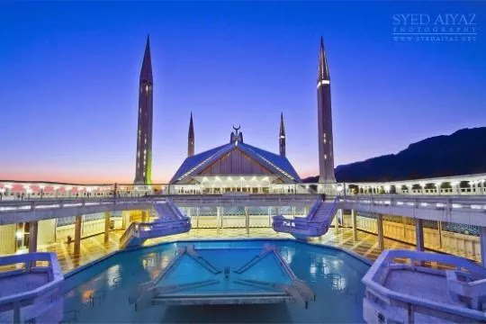 Portrait of the Most Unique and Most Beautiful Mosques in the World