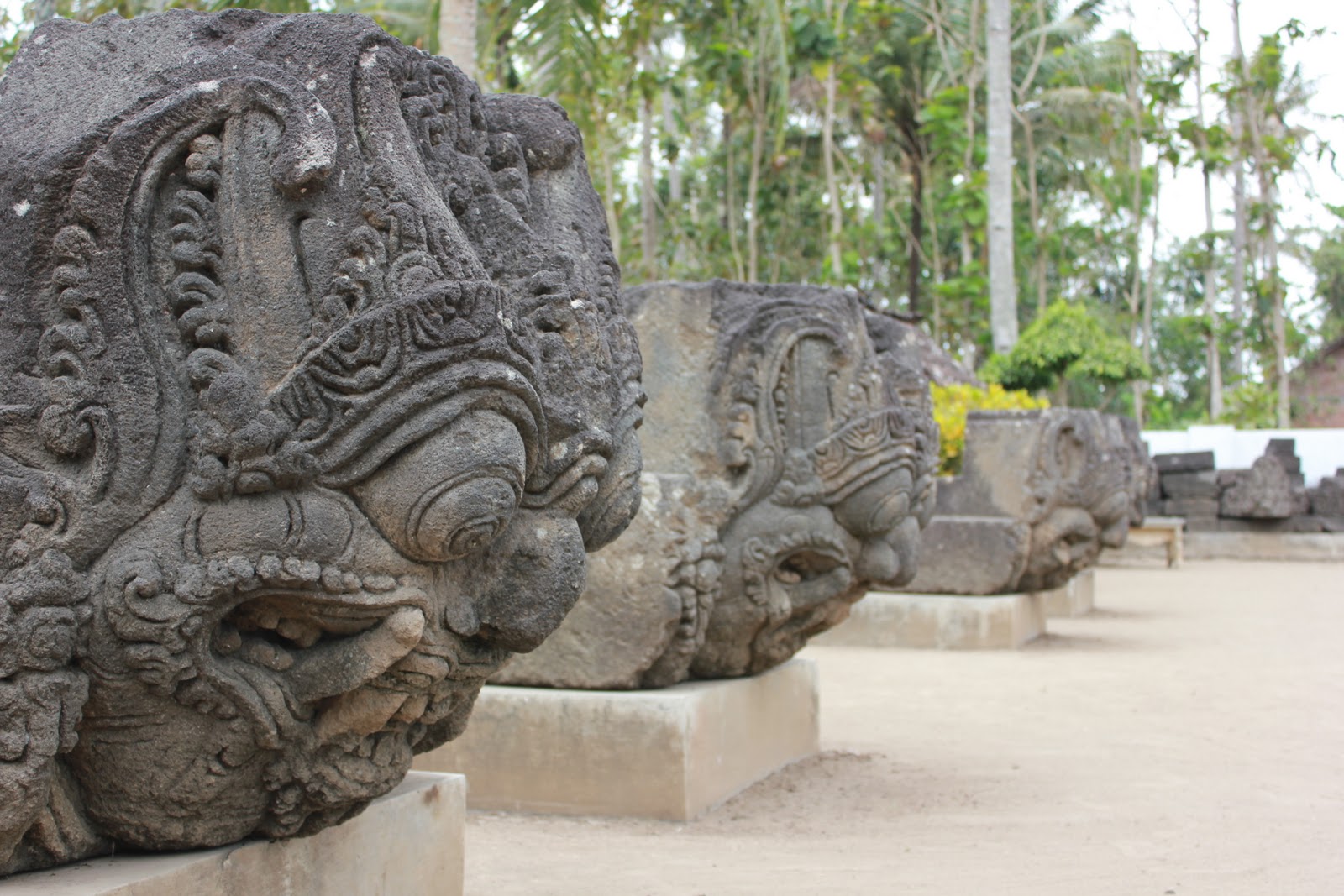 Inilah Blitar: Candi Simping