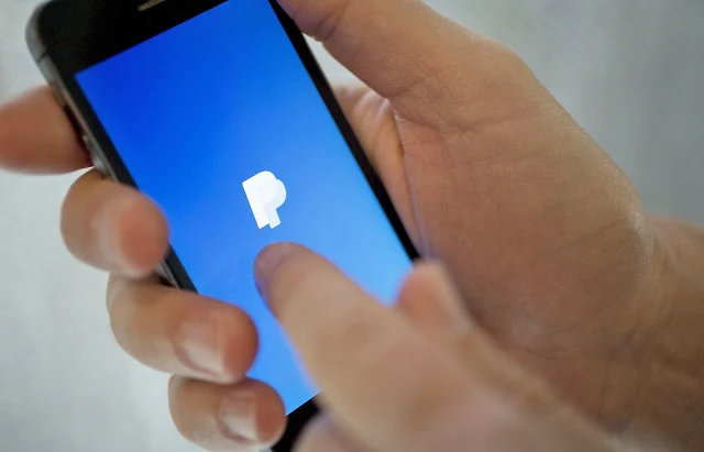 Twitter is allowing scammers to abuse its advertising tool and hack PayPal accounts