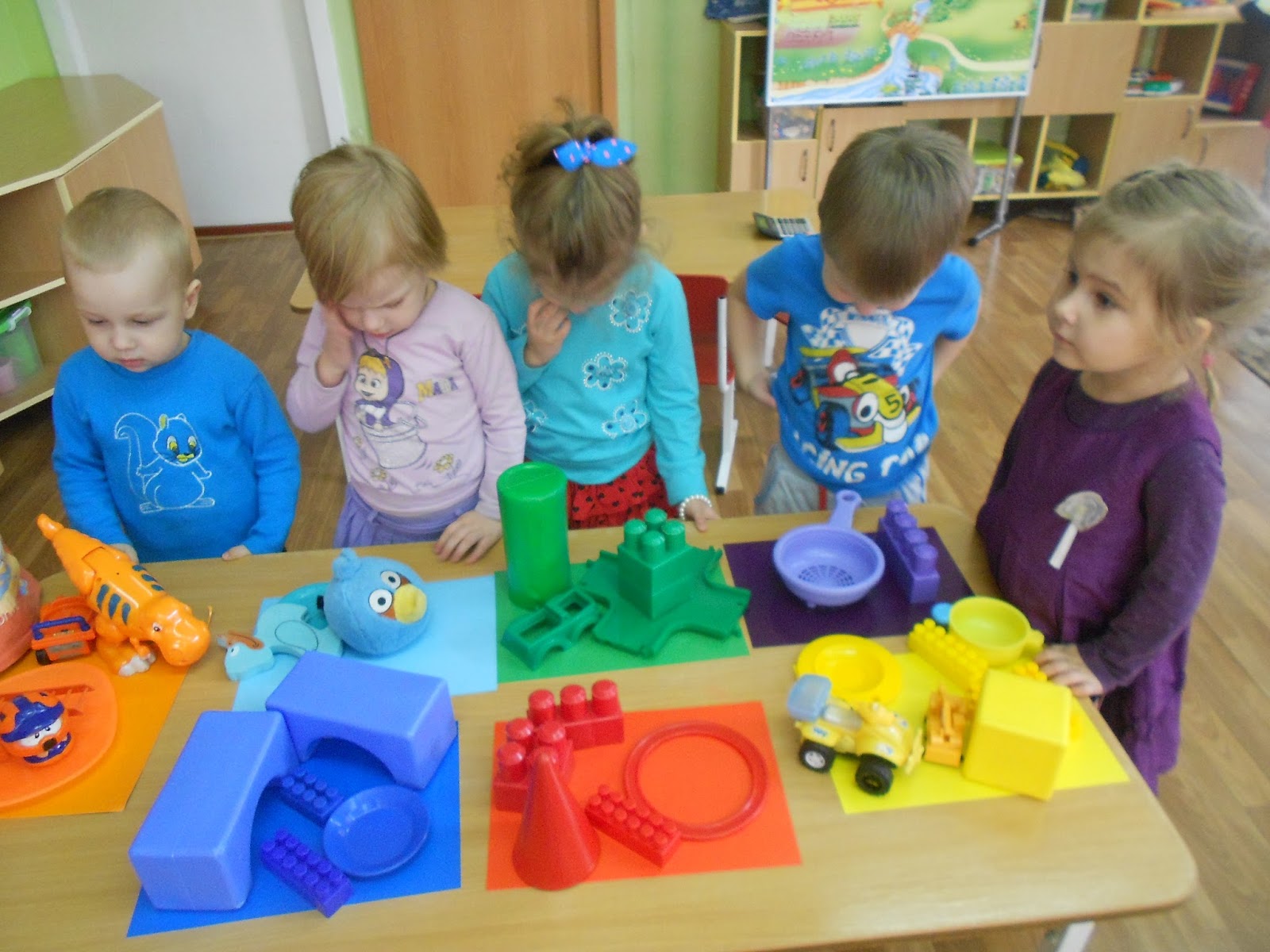 Во 2 младшей группе 13 "Фантазеры" МБДОУ 251 воспитатель Леднева И.А. реализовыв