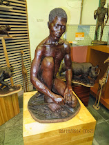 Lifelike carved wooden statue, Capetown Waterfront