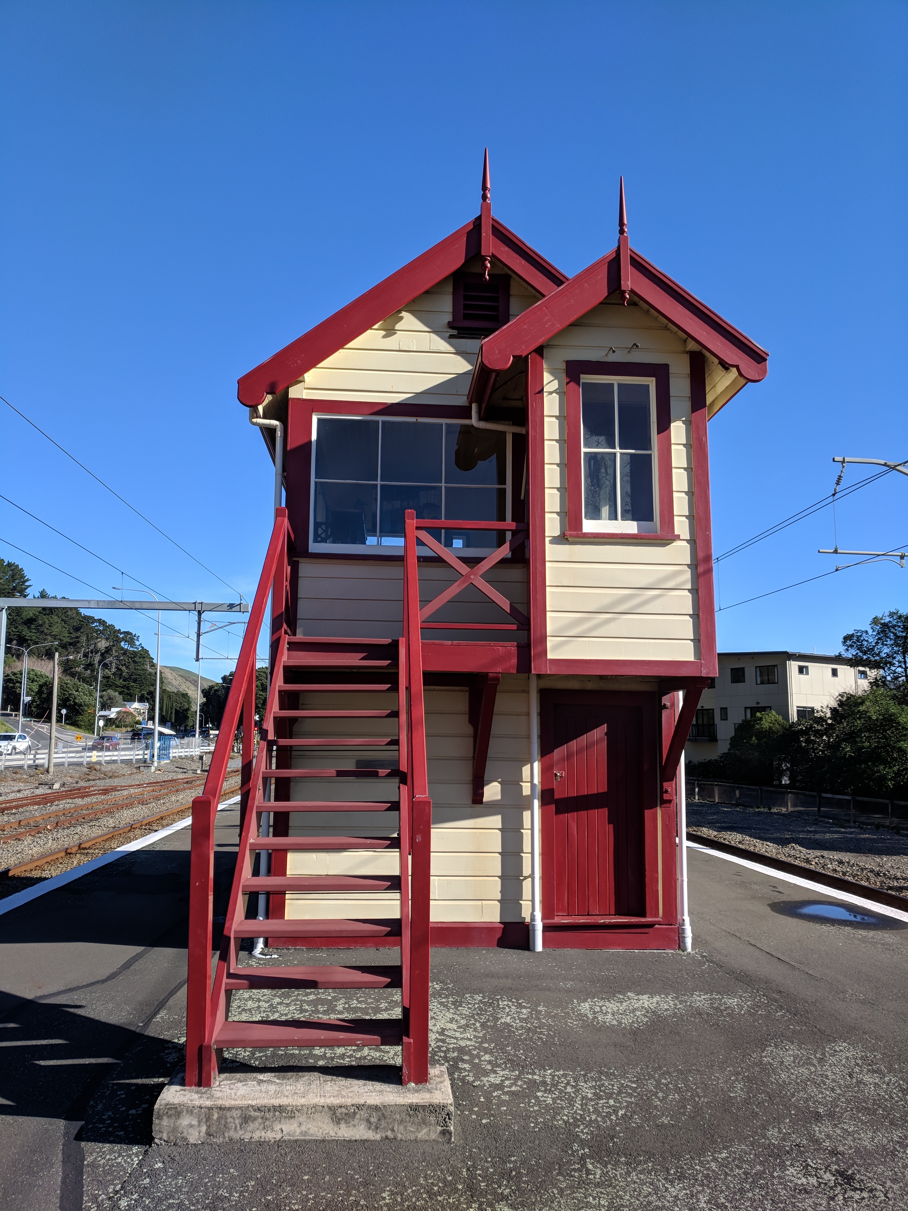 Paekakariki restored signalbox