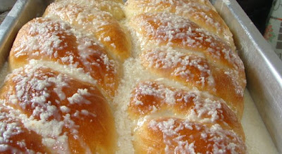 Como Fazer Rosca de coco com doce de leite?