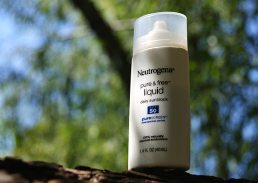 neutrogena sensitive face liquid sunscreen