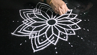 Lotus-kolam-step-bystep-81120ea.png