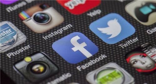 Tham vọng của các mạng xã hội Việt Nam thay thế Facebook
