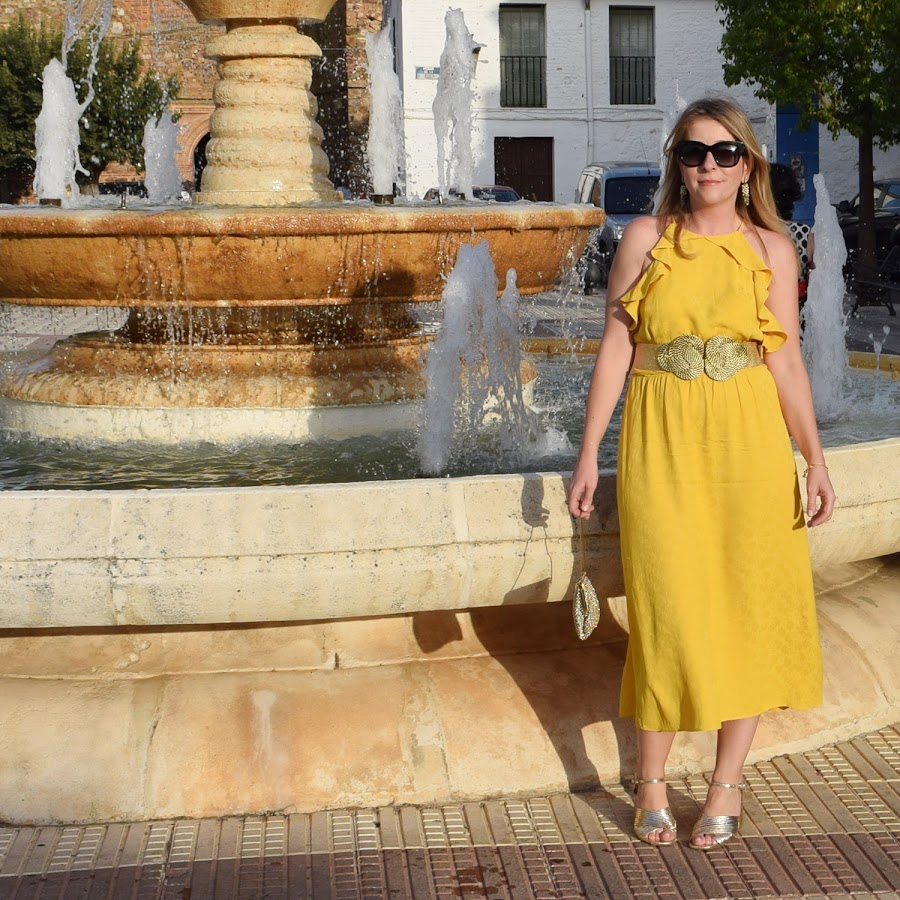 Look_amarillo_invitada_boda